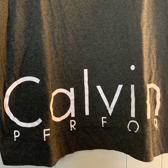 Calvin Klein Performance Tee - Picture 3 of 5